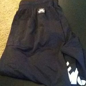 Mens Sz.Sm Nike SB shorts